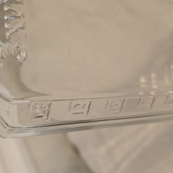 Vintage Owens Glass 3xvi with measurement marks - Picture 9 of 10